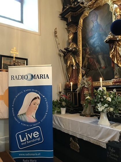 Live-Übertragung von Donnerstagsfrühmesse bei Radio Maria.