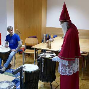 Besuch bei der Trommelgruppe