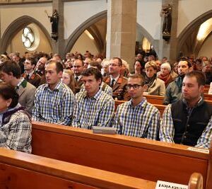 Erntedank- und Pfarrfest 2022 / Heine-Klug Maria Erntedank- und Pfarrfest 2022