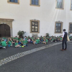 Unsere Volksschüler im Stift Reichersberg