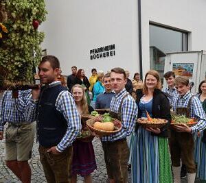 Erntedank- und Pfarrfest 2022 / Heine-Klug Maria Erntedank- und Pfarrfest 2022