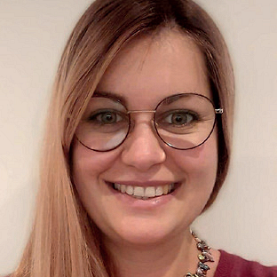  Lisa Eggl
