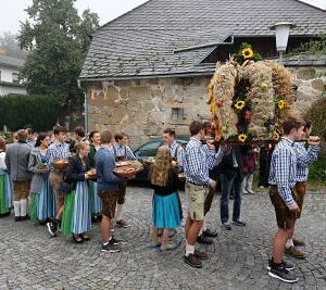Erntedank- und Pfarrfest 2022 / Heine-Klug Maria Erntedank- und Pfarrfest 2022