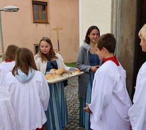Erntedank- und Pfarrfest 2022 / Heine-Klug Maria Erntedank- und Pfarrfest 2022