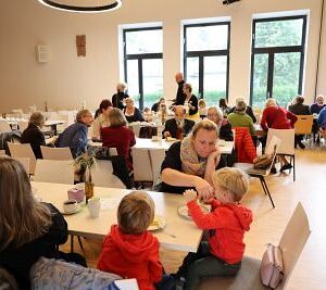 Erntedank- und Pfarrfest 2022 / Heine-Klug Maria Erntedank- und Pfarrfest 2022